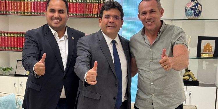 Wilson Capote se reúne com Rafael Fonteles e Georgiano Neto em busca de obras para Barras