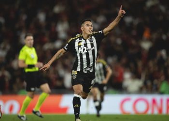 Atlético-MG aproveita erro do Flamengo e abre vantagem na Copa do Brasil