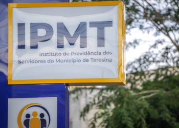 Prefeitura paga 1ª parcela do 13ª salário dos aposentados e pensionistas e alerta sobre a prova de vida