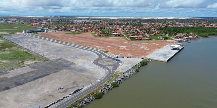 Com cais concluído, Porto Piauí negocia com empresas para receber navios cargueiros ainda em 2025