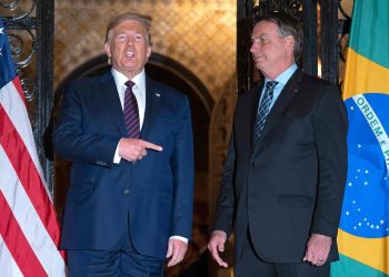 “Deixem Bolsonaro em paz”, diz Trump ao criticar ação contra ex-presidente