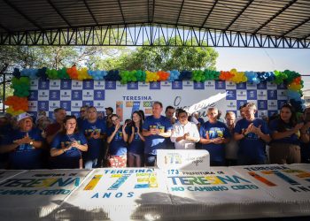 Prefeitura realiza tradicional corte de bolo pelos 173 anos de Teresina