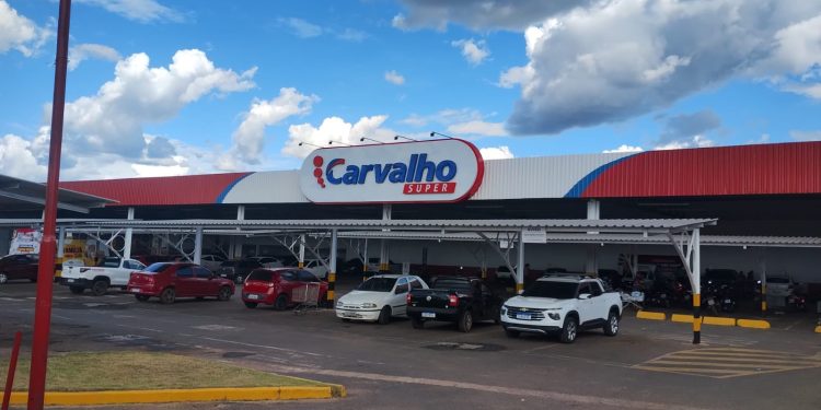 Carvalho Mercadão de Altos agora é Carvalho Super: mais moderno, completo e cheio de novidades!