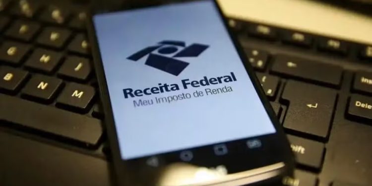 Consulta ao 4º lote de restituição do IR 2025 é liberada nesta sexta (22); veja como fazer