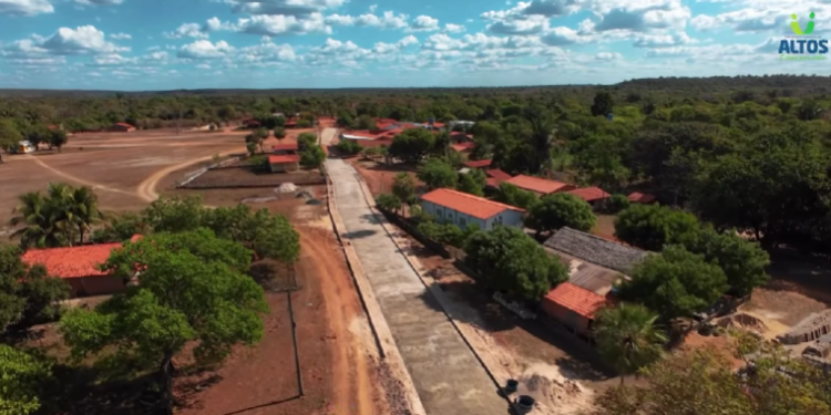 Prefeitura de Altos avança com pavimentação na localidade Prata