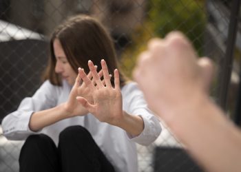 Violência contra a mulher pode causar morte e impacta saúde mental da vítima