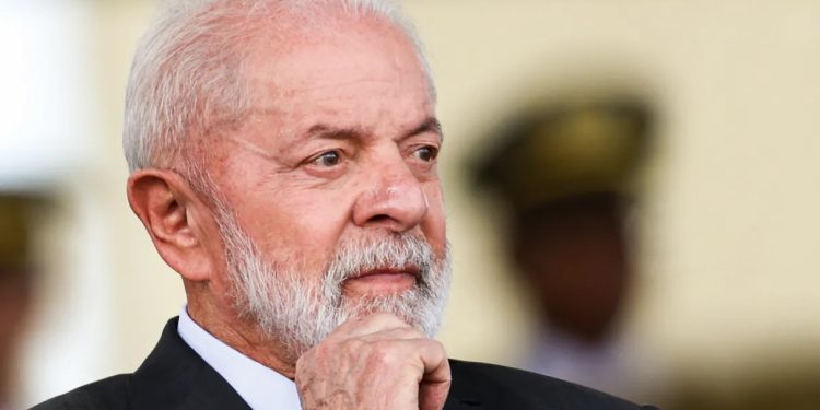 Para 59% dos brasileiros, Lula não deveria tentar a reeleição em 2026, aponta Quaest