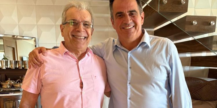 Progressistas filia João Vicente Claudino em solenidade com a presença de Ciro Nogueira