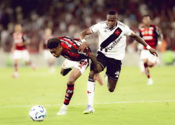 Após empate com Vasco, Flamengo tem menos chances de título do Brasileirão do que Palmeiras