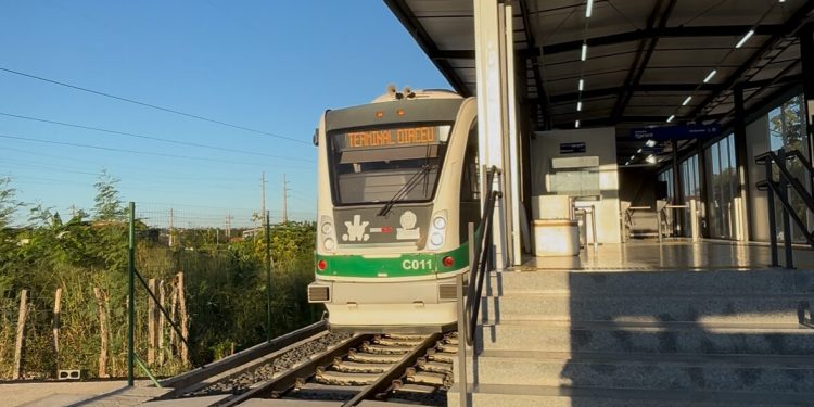 Após conclusão, duplicação da linha férrea do Metrô de Teresina possibilitará circulação simultânea de VLTs