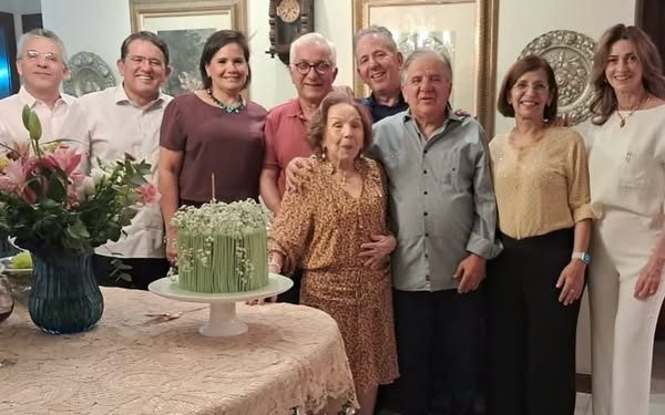 DESTAQUES SOCIEDADE: Comemoração dos 98 anos de Dona Glória Nery Costa e MAIS…