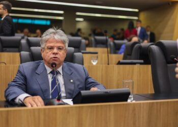 Gustavo Neiva requer audiência pública sobre gestão de OS’s nos hospitais estaduais