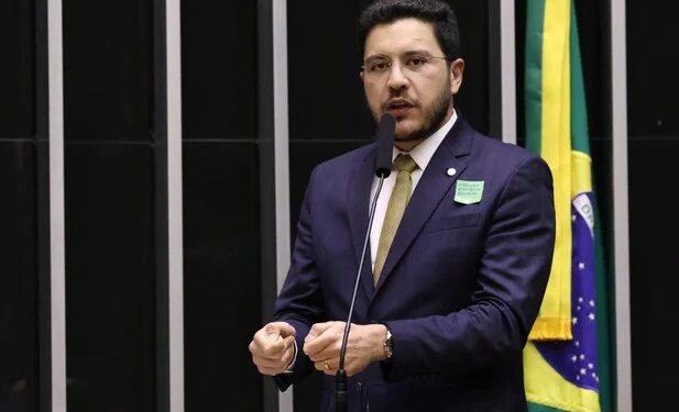 Câmara aprova PL de Jadyel Alencar que cria modelo do Piauí para recuperar celulares roubados