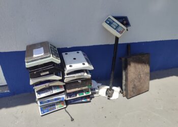 Instituto de Metrologia apreende balanças irregulares em Piripiri