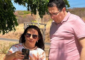 Prefeita Neuma Cafe e e o Coordenador do Dnocs Assis Rocha. Foto Ascom