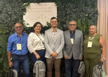 MONSENHOR GIL: Secretario Zé Noronha e equipe participam de Congresso de Educação