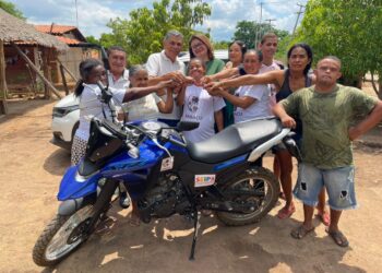 Sasc entrega veículos e equipamentos ao Instituto Babaçu em Palmeirais
