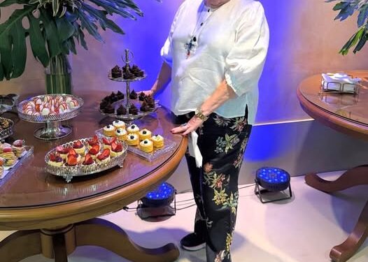 DESTAQUES SOCIEDADE: Um brinde a Valcira Miranda pelo seu niver e MAIS…