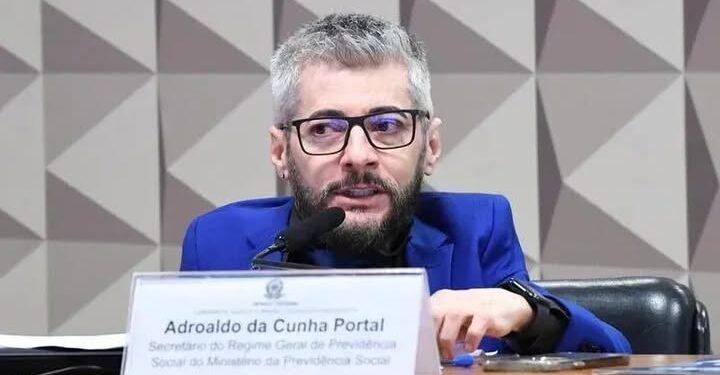 Número 2 da Previdência de Lula é preso em operação contra fraudes no INSS