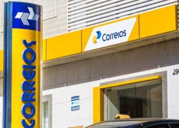 Correios preveem 15 mil demissões voluntárias e fechar mil agências