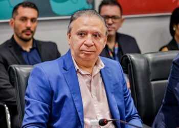 Governo do Piauí antecipa o pagamento da segunda parcela do 13º salário para 12 dezembro