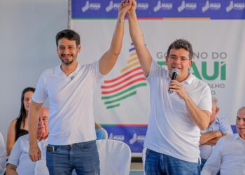 Governador inaugura rodovia e autoriza construção de rodoviária e reforma de estádio em São João da Fronteira