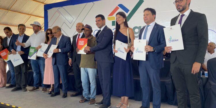 Casa Legal: Governo do Piauí garante regularização de 100% da área urbana de Santa Filomena