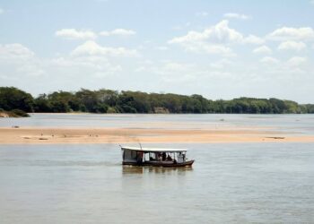 Governo do Piauí inicia em 2026 projeto para recuperar navegabilidade do Rio Parnaíba e impulsionar logística de grãos