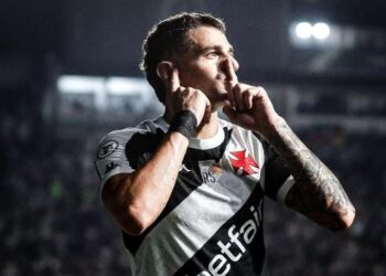 Vegetti deixa o Vasco e é anunciado pelo Cerro Porteño