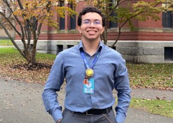 Aprovado em Medicina, estudante da rede estadual coleciona medalhas em olimpíadas do conhecimento e intercâmbio nos EUA