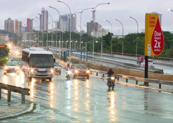 Nordeste e outras regiões do país têm alerta de chuvas intensas até sábado (7)