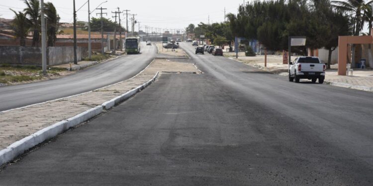 Governador autoriza pavimentação asfáltica para 10 municípios com investimentos de R$ 12 milhões