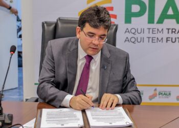 Governador autoriza, na sexta (13), pavimentação da BR-235 que liga o Piauí à Bahia e ao Maranhão