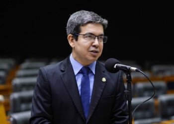 Senado aprova projeto que proíbe publicidade de casas de apostas esportivas e jogos on-line