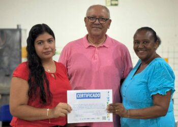 Fundação Wall Ferraz certifica alunos concludentes dos Residenciais Bosque Sul e Caneleiros A