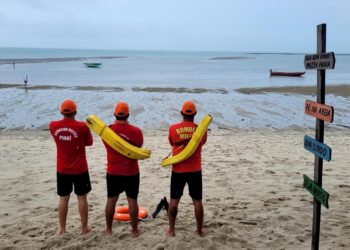 Defesa Civil intensifica campanha “Banho Seguro” para prevenir afogamentos no Carnaval; veja as orientações