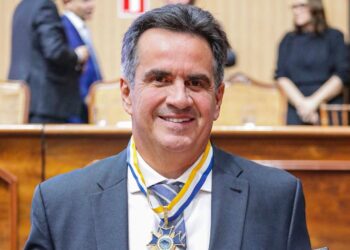 Tribunal Regional Federal da 1ª Região entrega comenda ao senador Ciro Nogueira