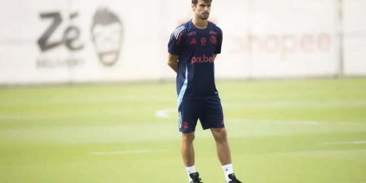 Rodrigo Caio pede para deixar o Flamengo após demissão de Filipe Luis