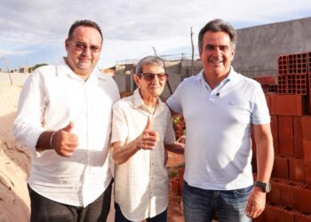 Ciro Nogueira destaca investimentos de mais de R$ 11 milhões para educação em Barro Duro