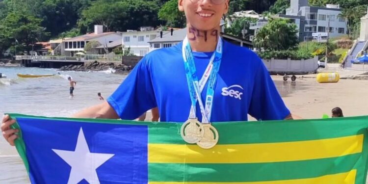 Lucas Lima conquista dois ouros na Copa Brasil de Águas Abertas e se destaca na natação piauiense
