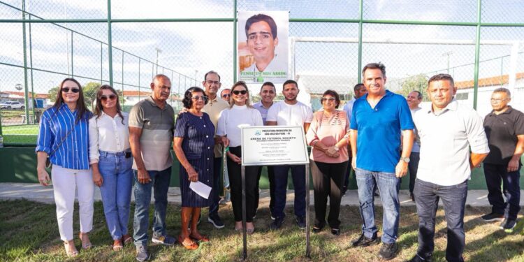 Com inauguração e novos investimentos, Ciro fortalece esporte e saúde em São José do Peixe