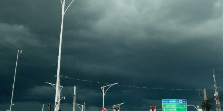 Semarh mantém alerta para chuvas volumosas no Piauí até sexta (6)