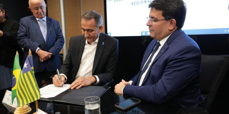 Governador e ministros autorizam construção da Adutora de Jaicós e acompanham obras da Barragem Nova Algodões na quinta (26)