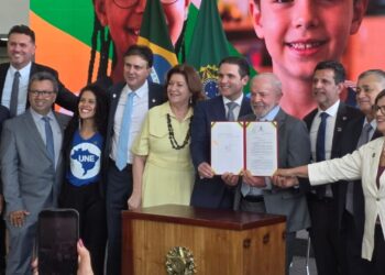 Referência para o Brasil no ensino em tempo integral e técnico, Piauí antecipa metas do novo Plano Nacional de Educação