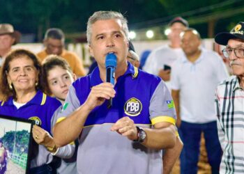Dr. Vinicius  entrega reforma histórica de Parque de Vaquejada Breno Bezerra em Elesbão Veloso