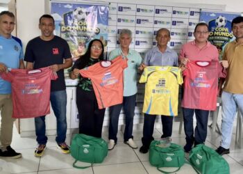 Semel entrega uniformes para 48 seleções da Copa do Mundo Sub-12 de futebol