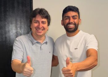 Draga Alana amplia base política e recebe apoio de Ênio Portela na disputa eleitoral de 2026