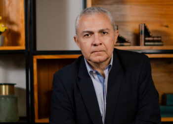 Pré-candidato denuncia erro em pesquisa e aponta tentativa de confundir eleitor no Piauí