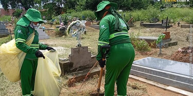 ZONA LESTE: Prefeitura intensifica limpeza em cemitérios para receber visitantes no Dia das Mães