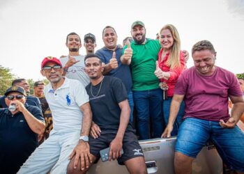 Georgiano Neto e Simone Pereira prestigiam a Festa do Vaqueiro em Pavussu